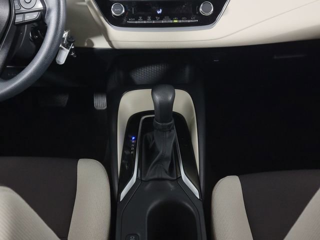 Used 2025 Toyota Corolla LE FWD image 24