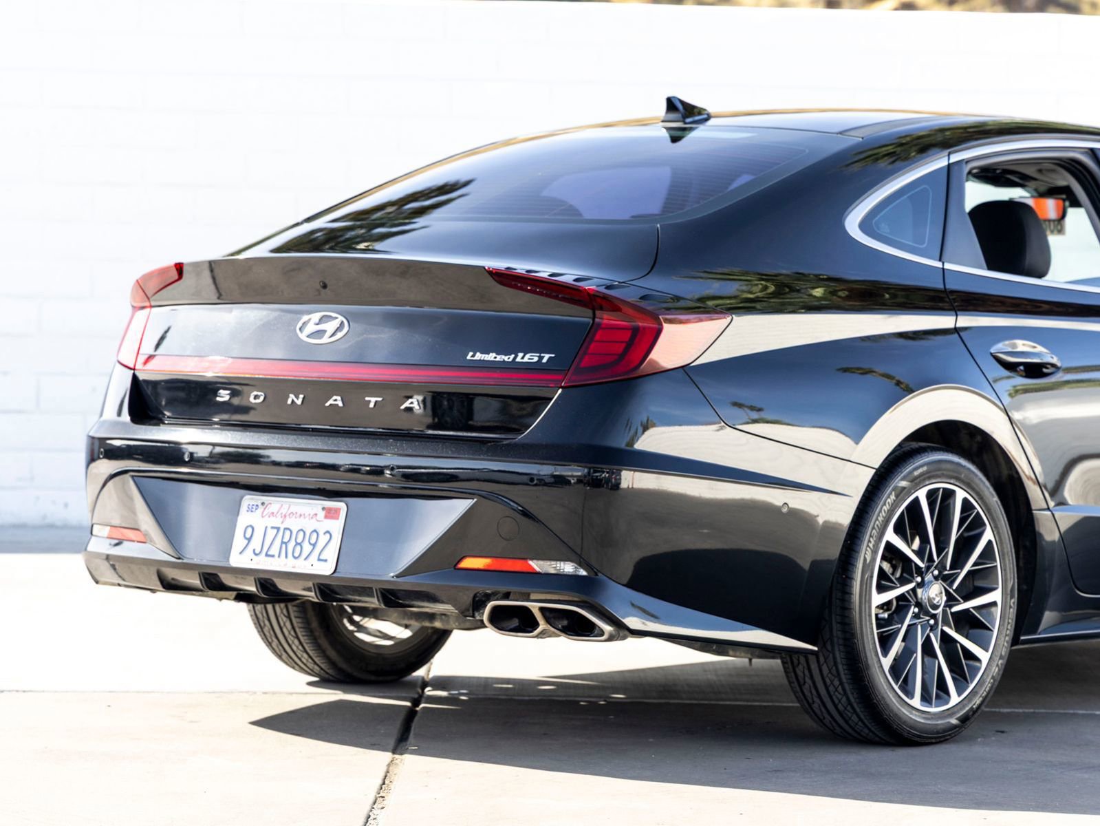 Used 2022 Hyundai Sonata Limited w/ Cargo Package image 11