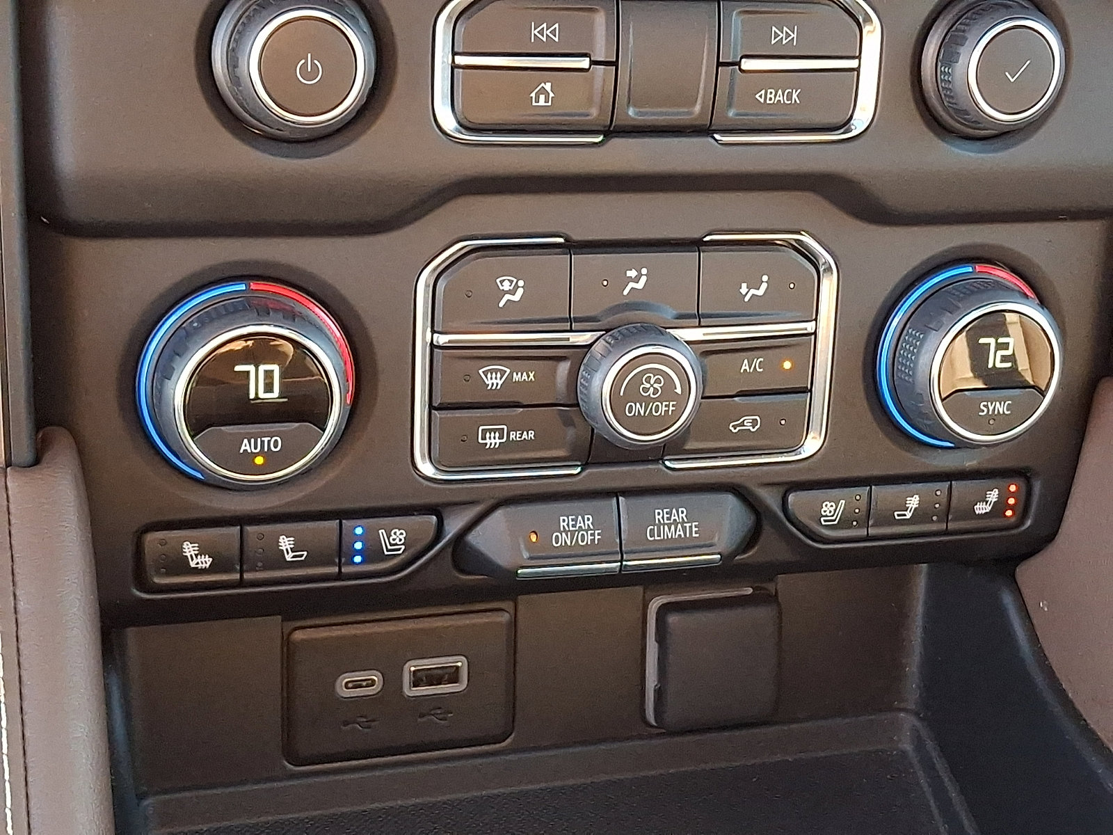 Used 2024 Chevrolet Tahoe High Country image 18