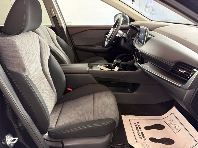 Used 2021 Nissan Rogue SV FWD image 32