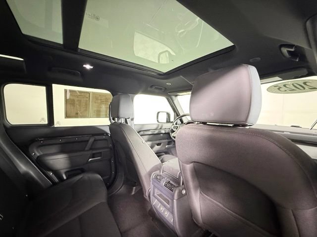 Certified 2025 Land Rover Defender 110 S AWD/4WD image 25