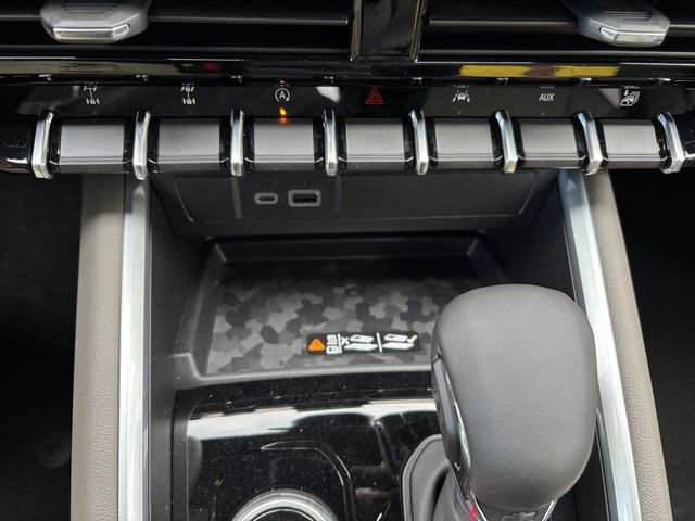 New 2026 Chevrolet Colorado ZR2 w/ Off-Road Front Bumper Package image 25