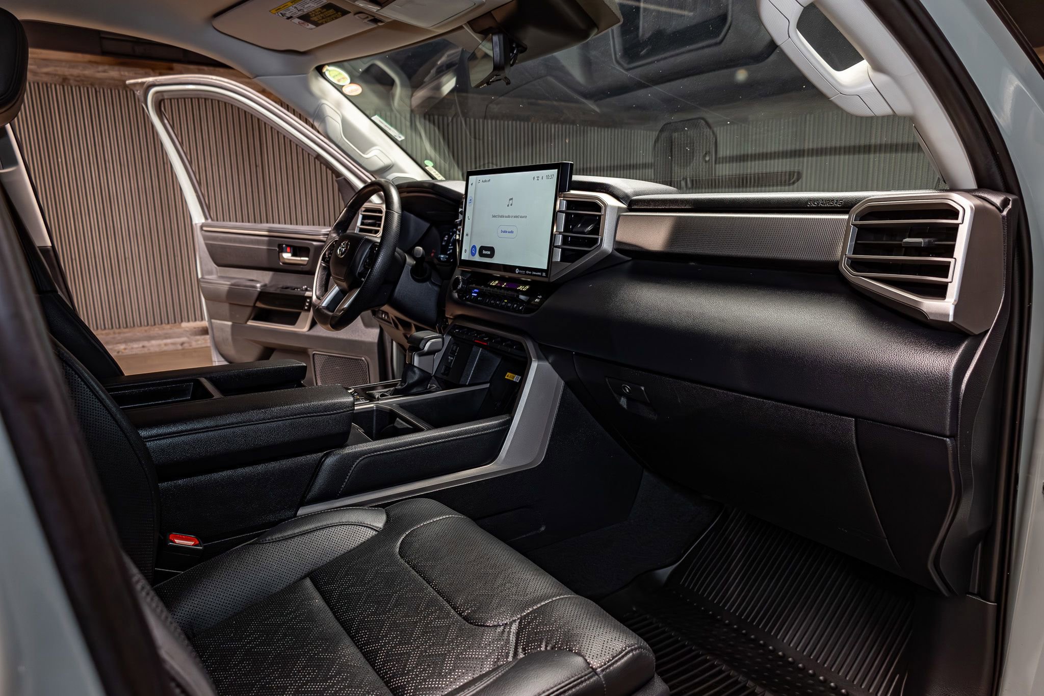 Used 2024 Toyota Tundra Limited image 15