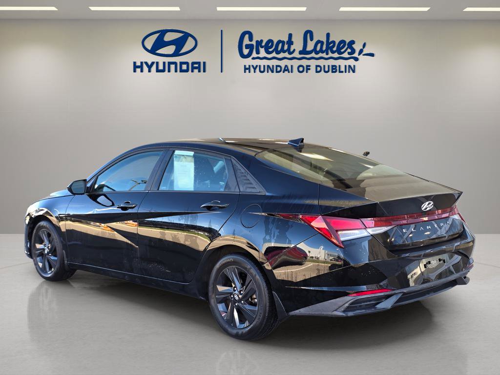 Certified 2022 Hyundai Elantra SEL image 3