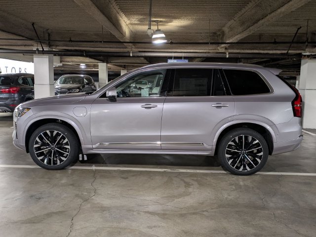 New 2026 Volvo XC90 T8 Plus w/ Protection Package AWD/4WD image 6