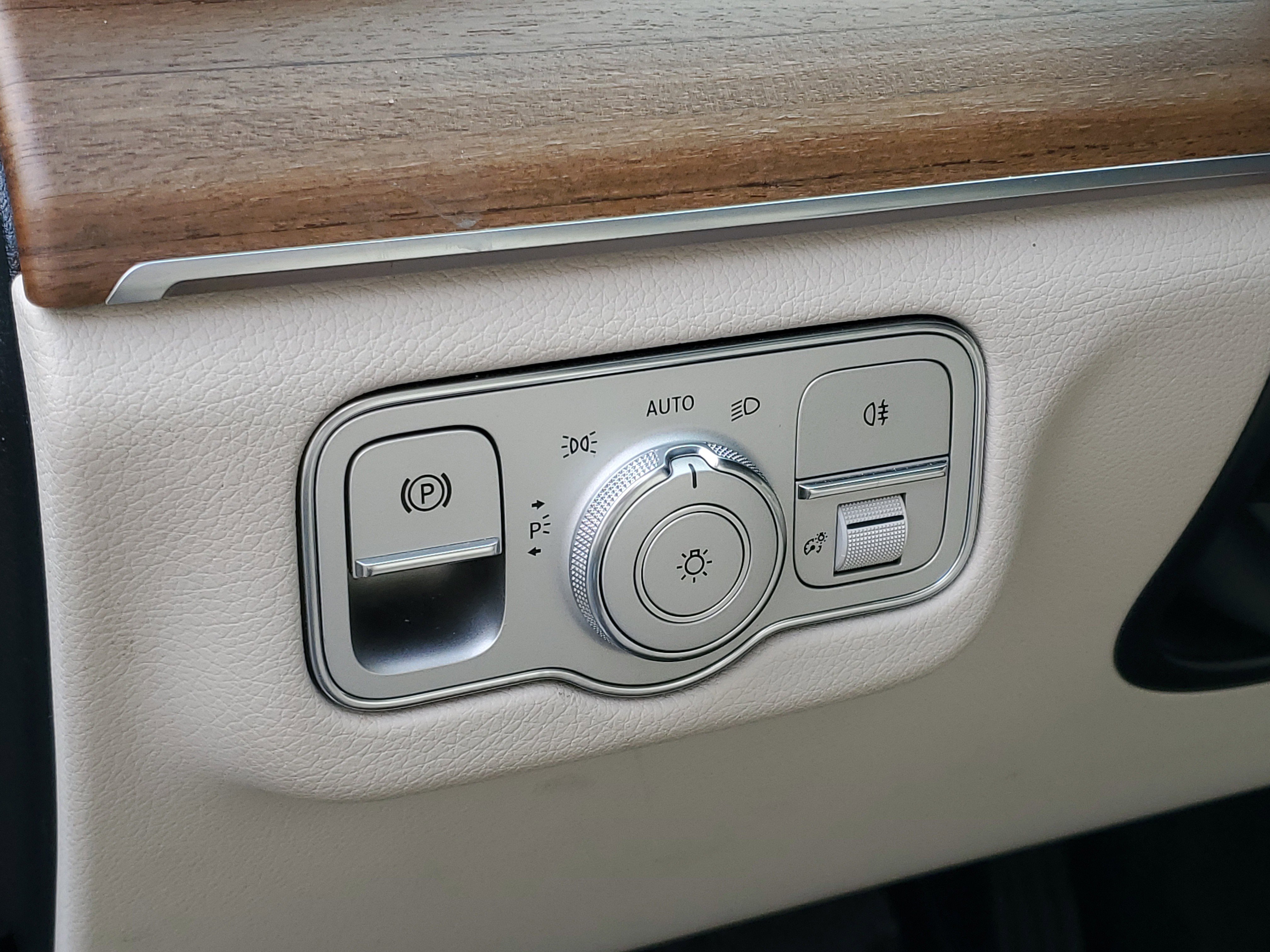 Used 2022 Mercedes-Benz GLE 350 4MATIC image 12