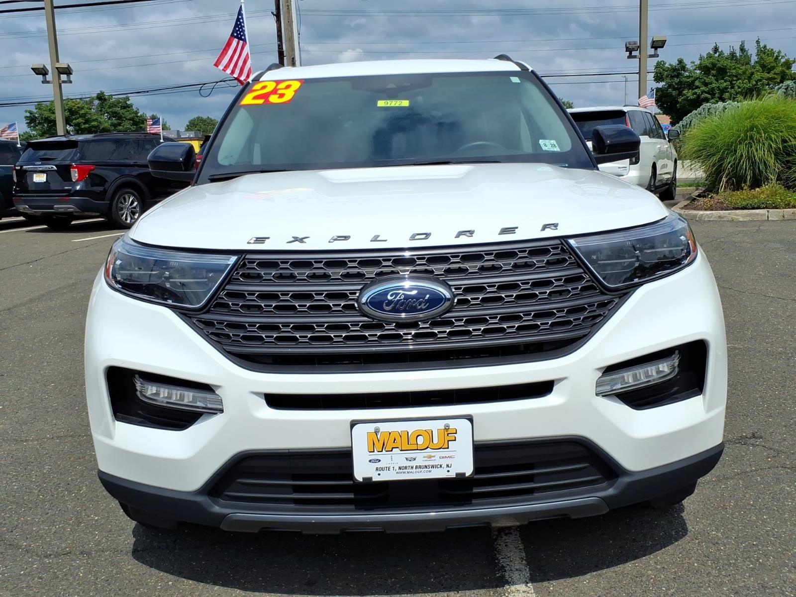 Certified 2023 Ford Explorer XLT w/ Equipment Group 202A AWD/4WD image 2