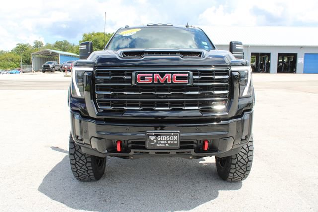 Used 2024 GMC Sierra 2500 AT4 w/ AT4 Premium Plus Package image 2