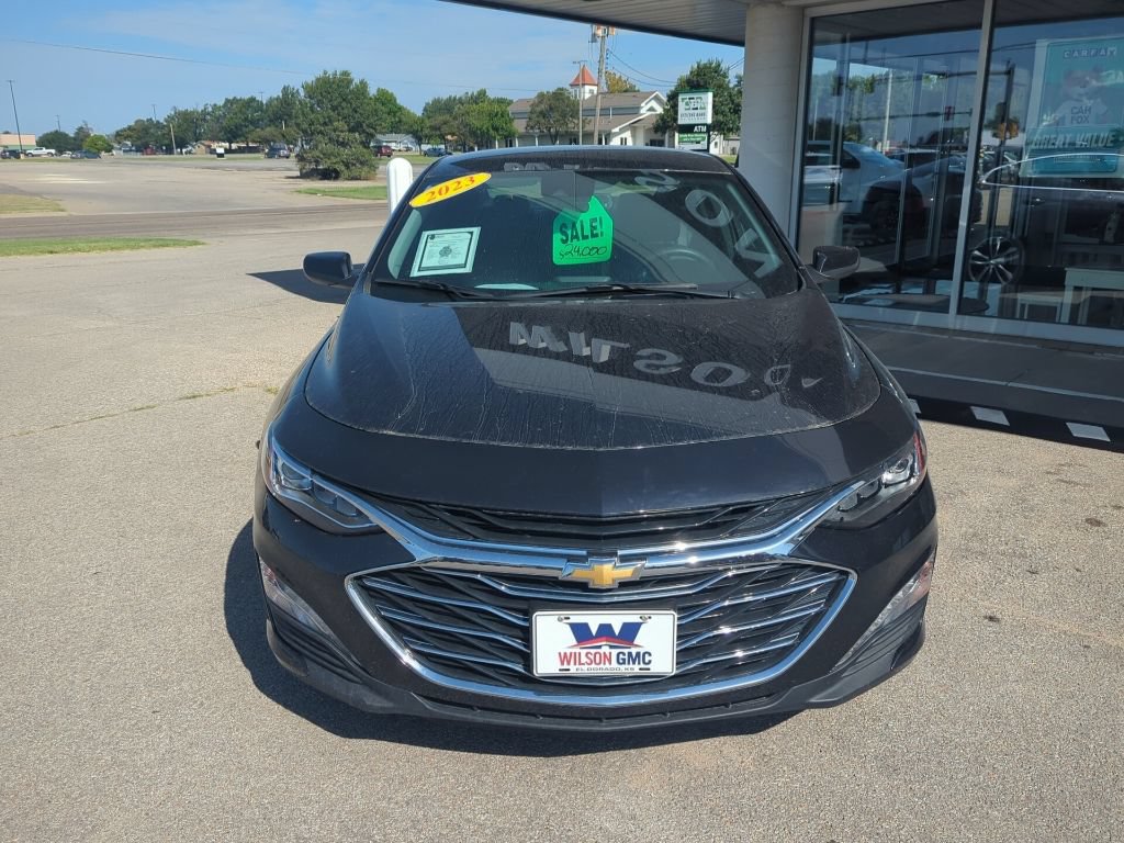 Used 2023 Chevrolet Malibu LT w/ LPO, Floor Liner Package FWD image 2
