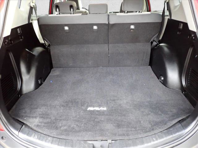 Used 2015 Toyota RAV4 LE image 8