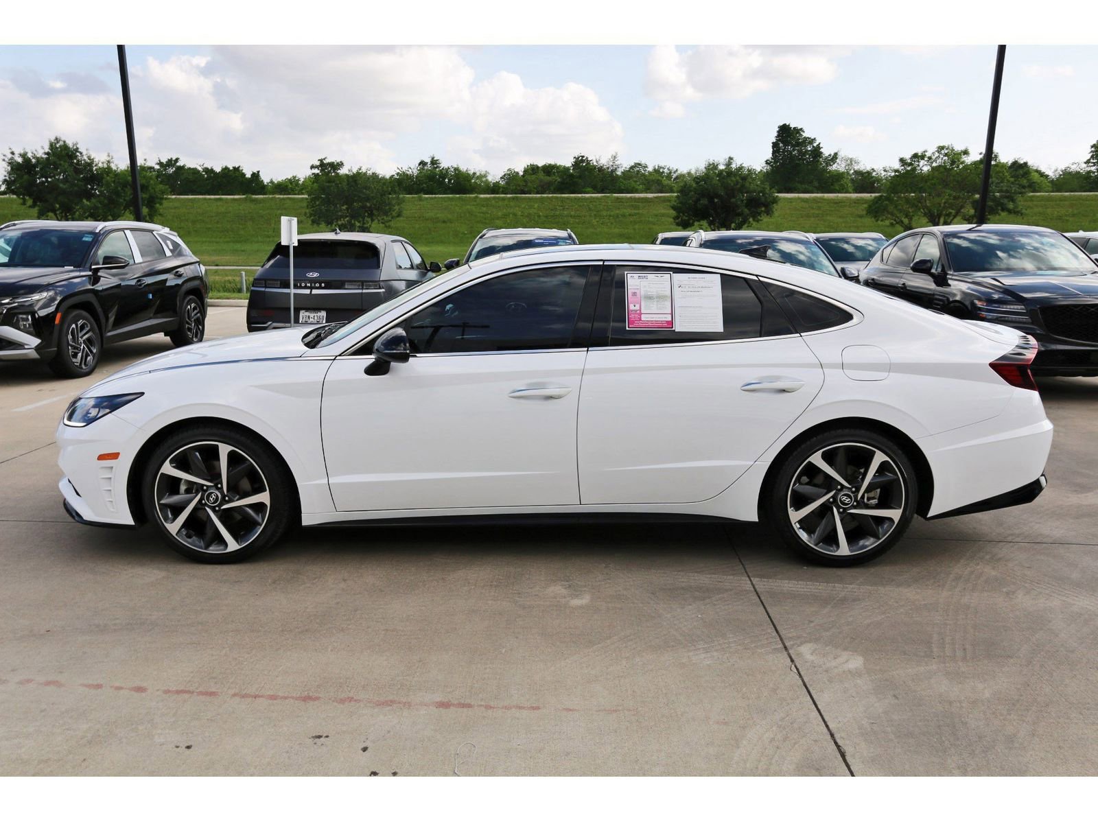 Certified 2023 Hyundai Sonata SEL Plus FWD image 6