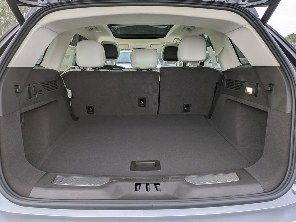 New 2026 Lincoln Nautilus Black Label w/ Jet Appearance Package image 13