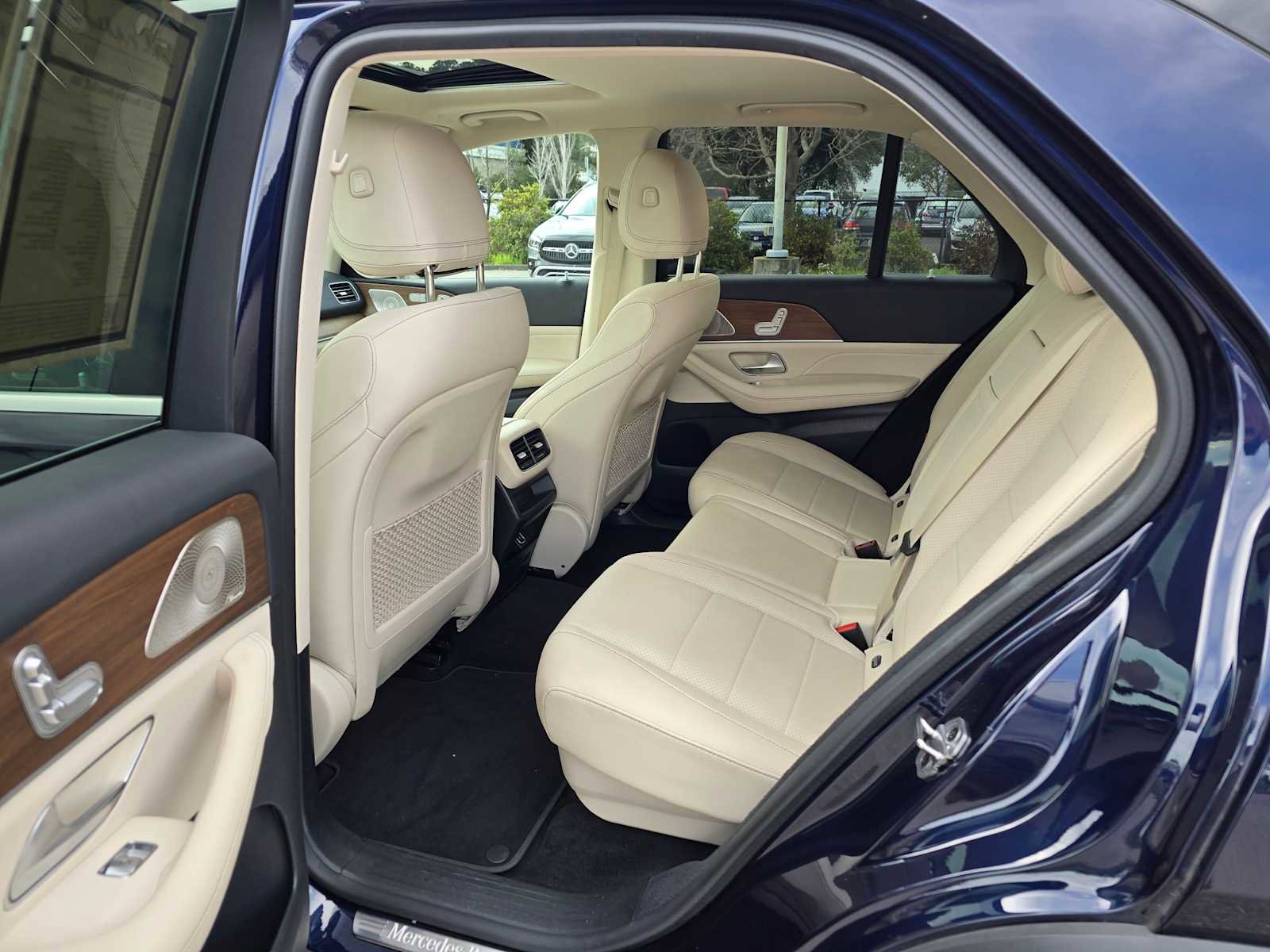 Used 2021 Mercedes-Benz GLE 350 4MATIC image 18