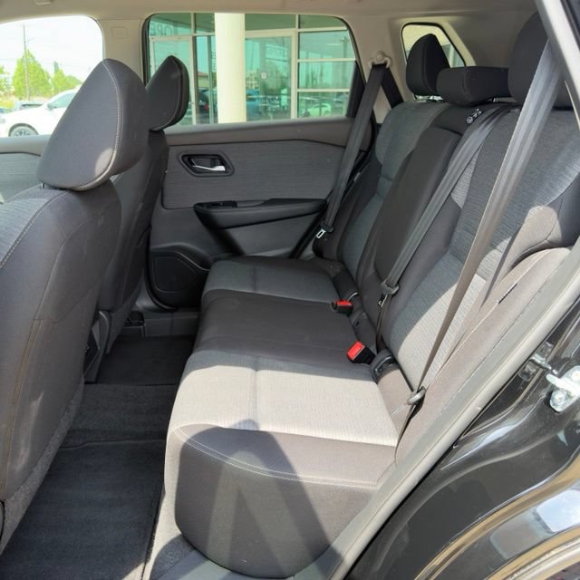 Used 2023 Nissan Rogue SV AWD/4WD image 11
