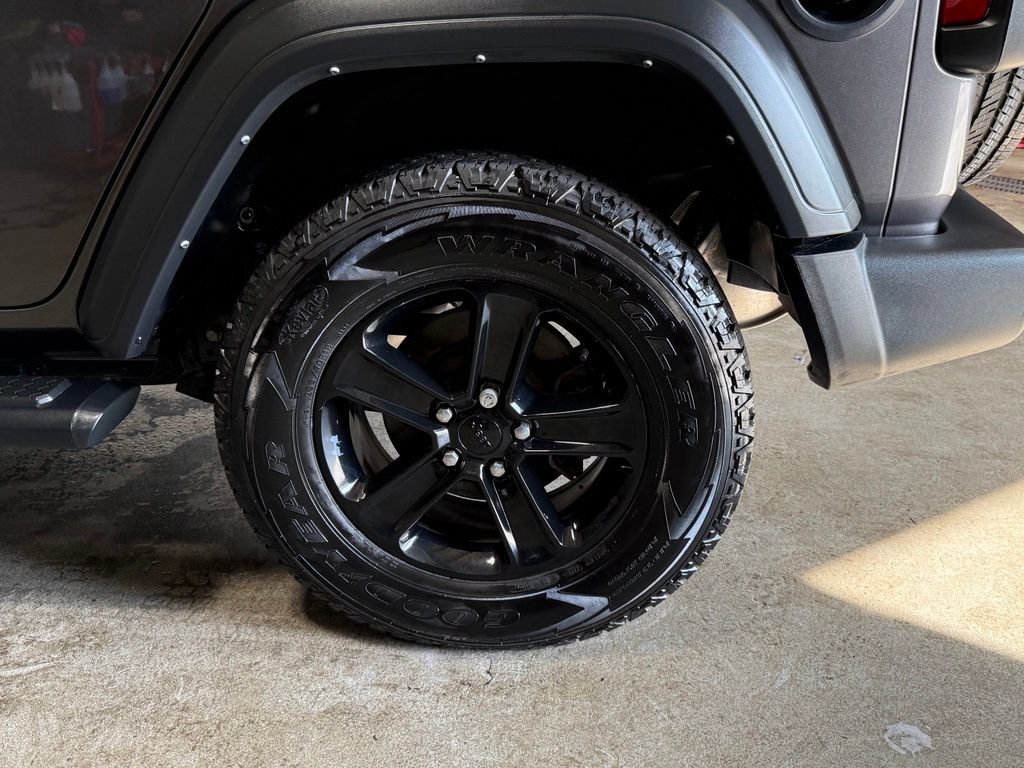 Used 2021 Jeep Wrangler Unlimited Sport AWD/4WD image 37
