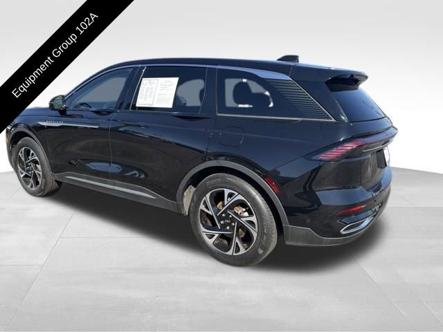 Used 2024 Lincoln Nautilus Premier w/ Equipment Group 102A image 4