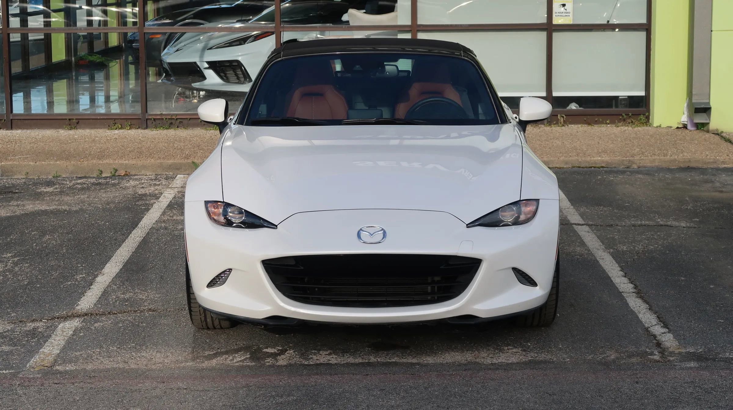 Used 2023 MAZDA MX-5 Miata Grand Touring image 2