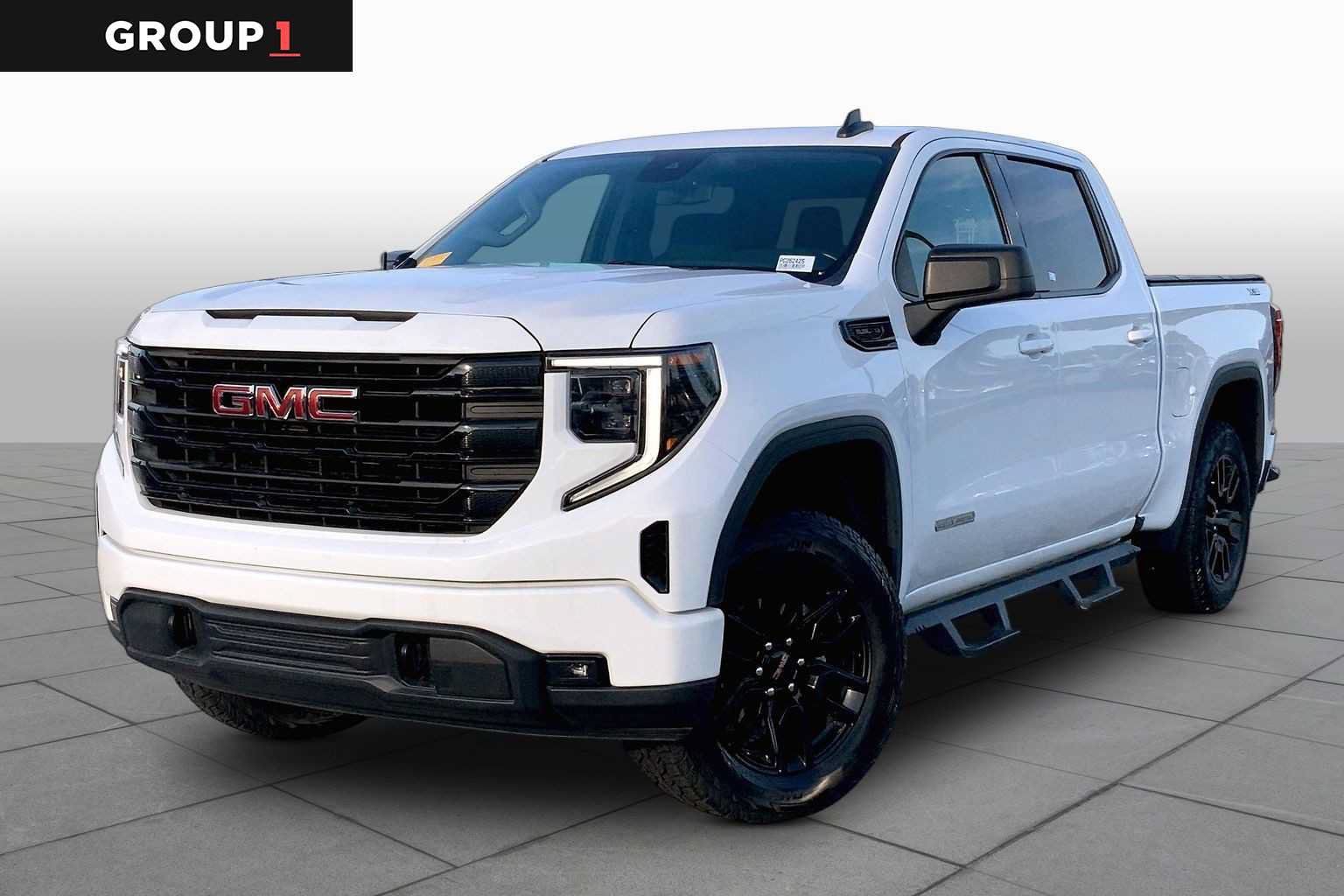 Used 2023 GMC Sierra 1500 Elevation AWD/4WD image 1