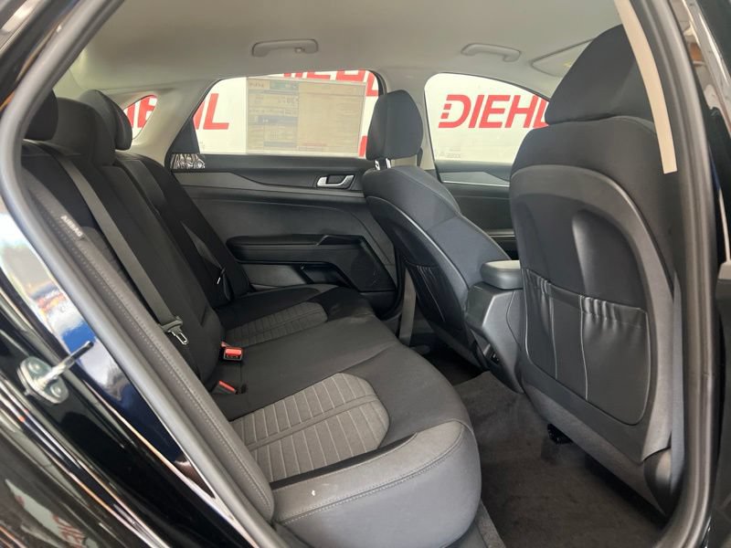 New 2026 Kia K5 LXS FWD image 10