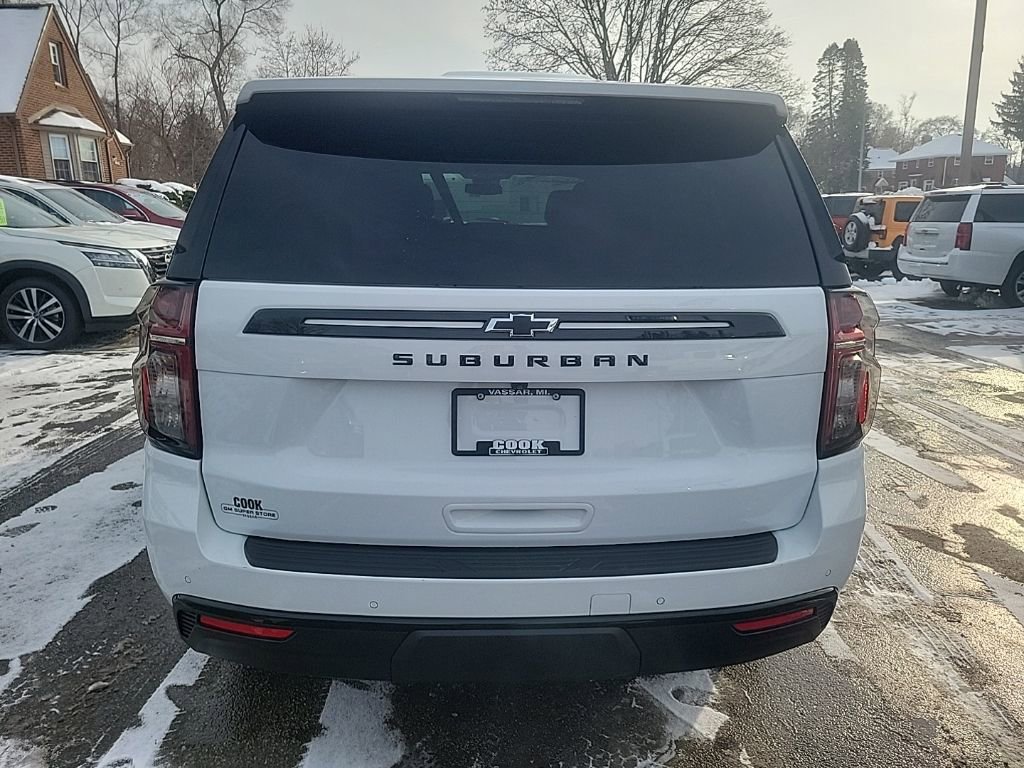 Used 2024 Chevrolet Suburban Z71 w/ Luxury Package image 6