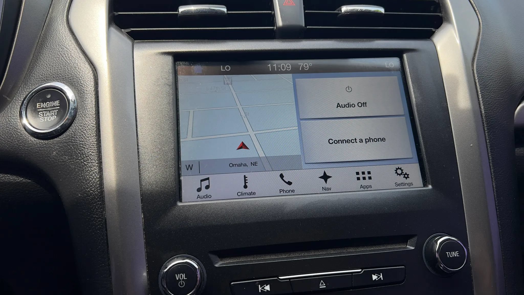 Used 2017 Ford Fusion Energi SE FWD image 30