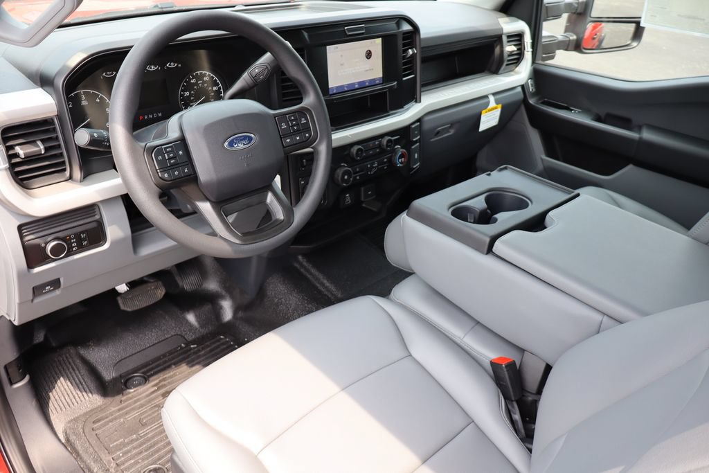 New 2026 Ford F550 4x4 Supercab Super Duty image 5
