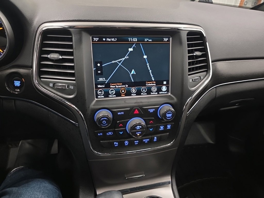 Used 2018 Jeep Grand Cherokee Limited image 18