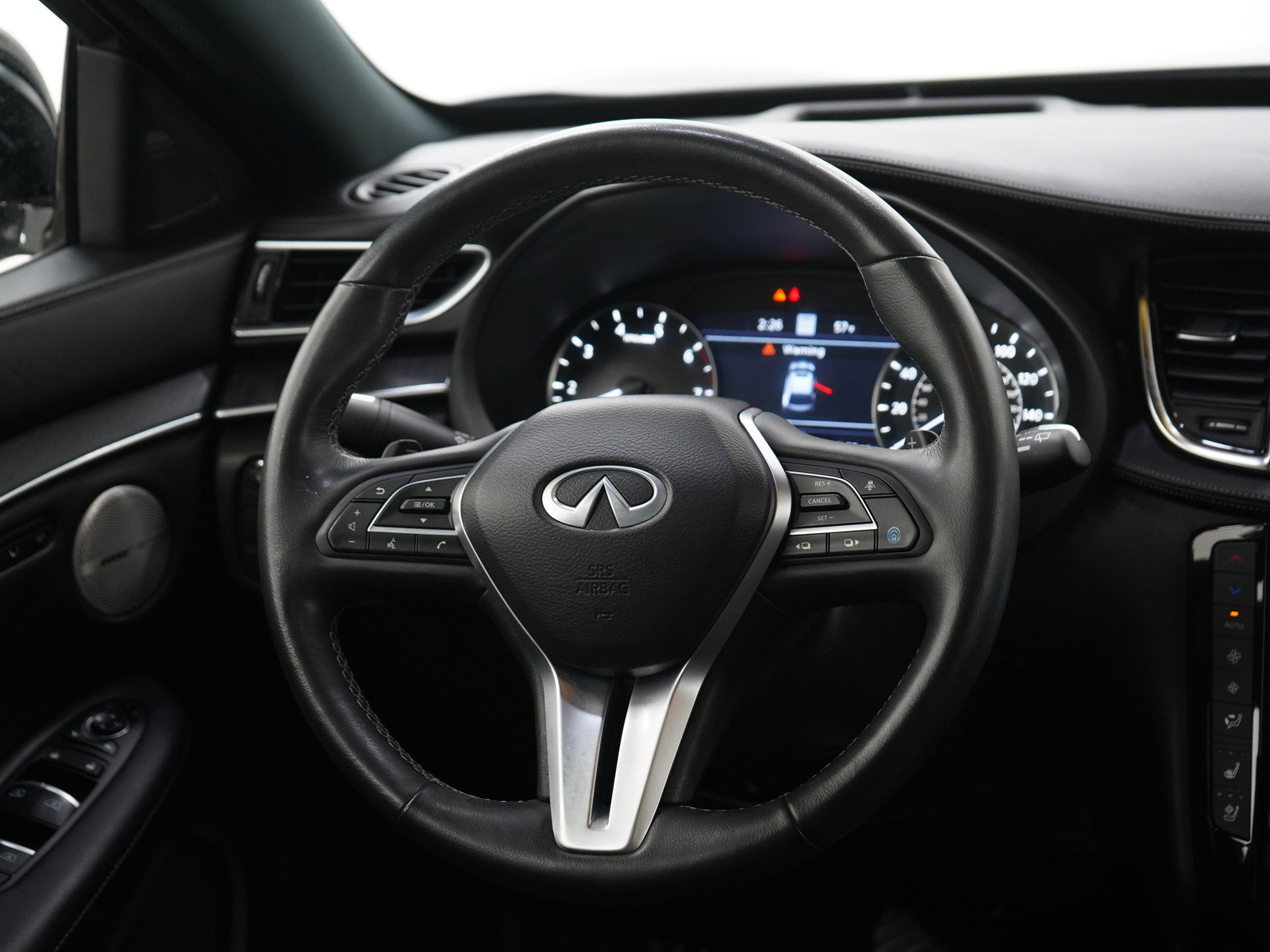 Used 2025 INFINITI QX55 Sensory w/ Lighting Package AWD/4WD image 14
