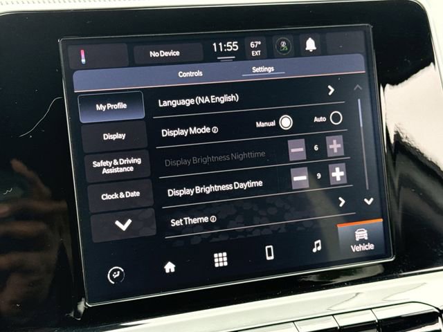 Used 2025 Jeep Compass Latitude AWD/4WD image 19