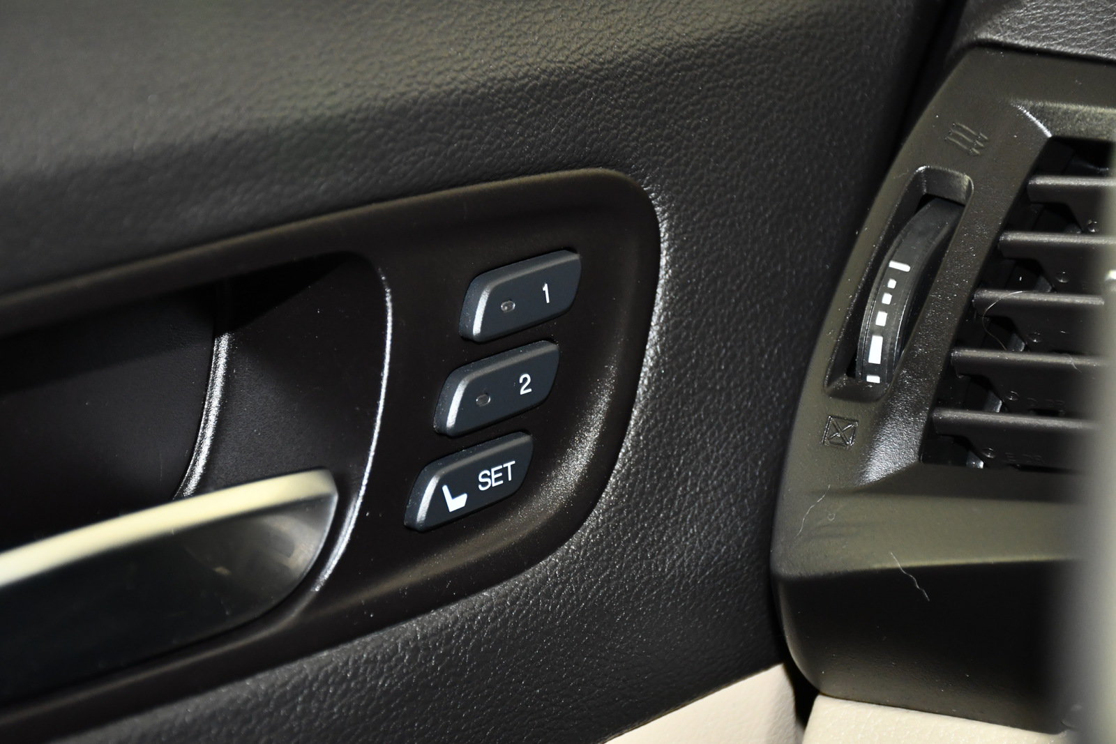 Certified 2020 Acura MDX SH-AWD image 35