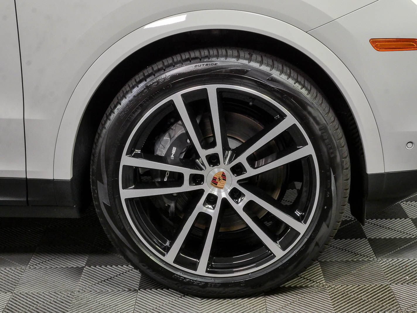 New 2026 Porsche Cayenne AWD/4WD image 40