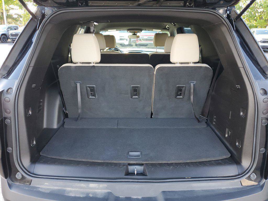 Used 2023 Chevrolet Traverse LS AWD/4WD image 29