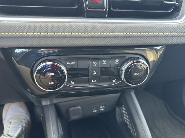 Used 2024 Chevrolet TrailBlazer ACTIV w/ Convenience Package image 16