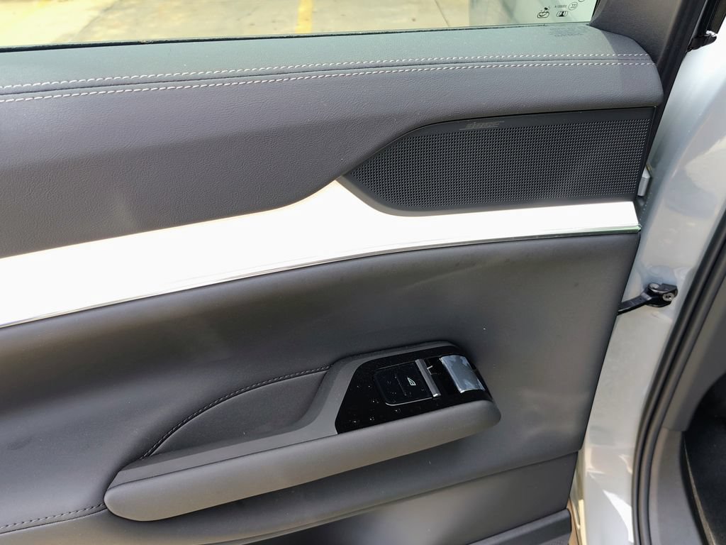 New 2026 Volvo EX90 Ultra AWD/4WD image 19