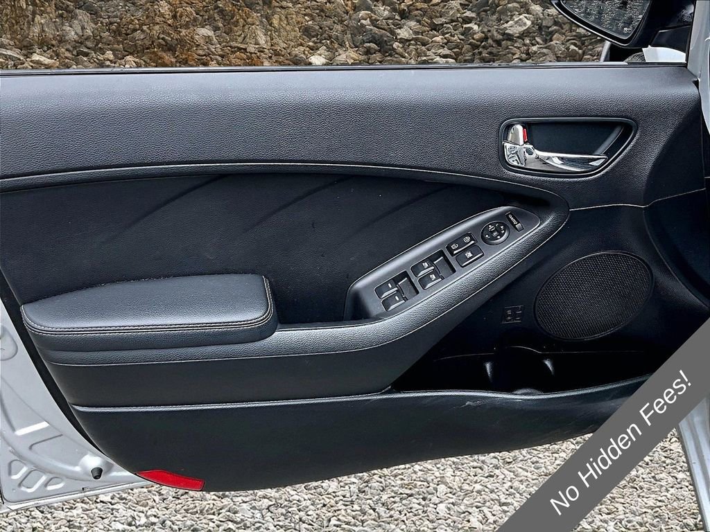 Used 2016 Kia Forte EX FWD image 21