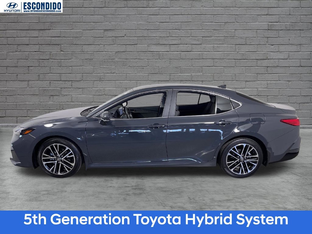 Used 2026 Toyota Camry XLE FWD image 6