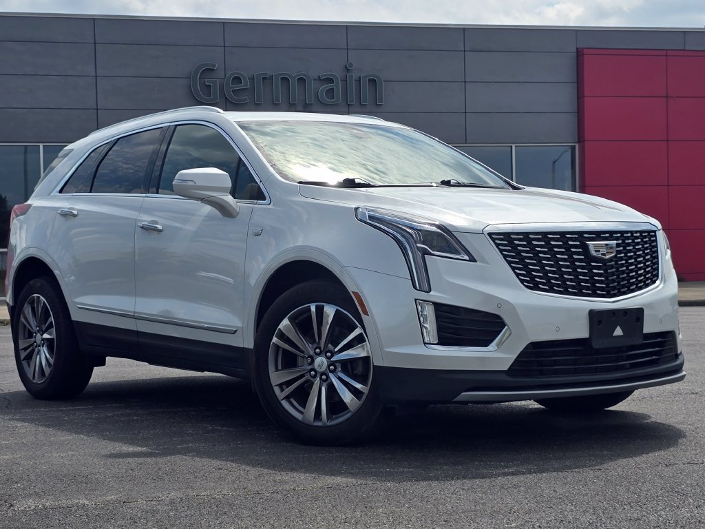 Used 2020 Cadillac XT5 Premium Luxury AWD/4WD image 2