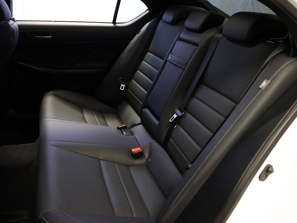 Used 2023 Lexus IS 350 F Sport AWD/4WD image 13