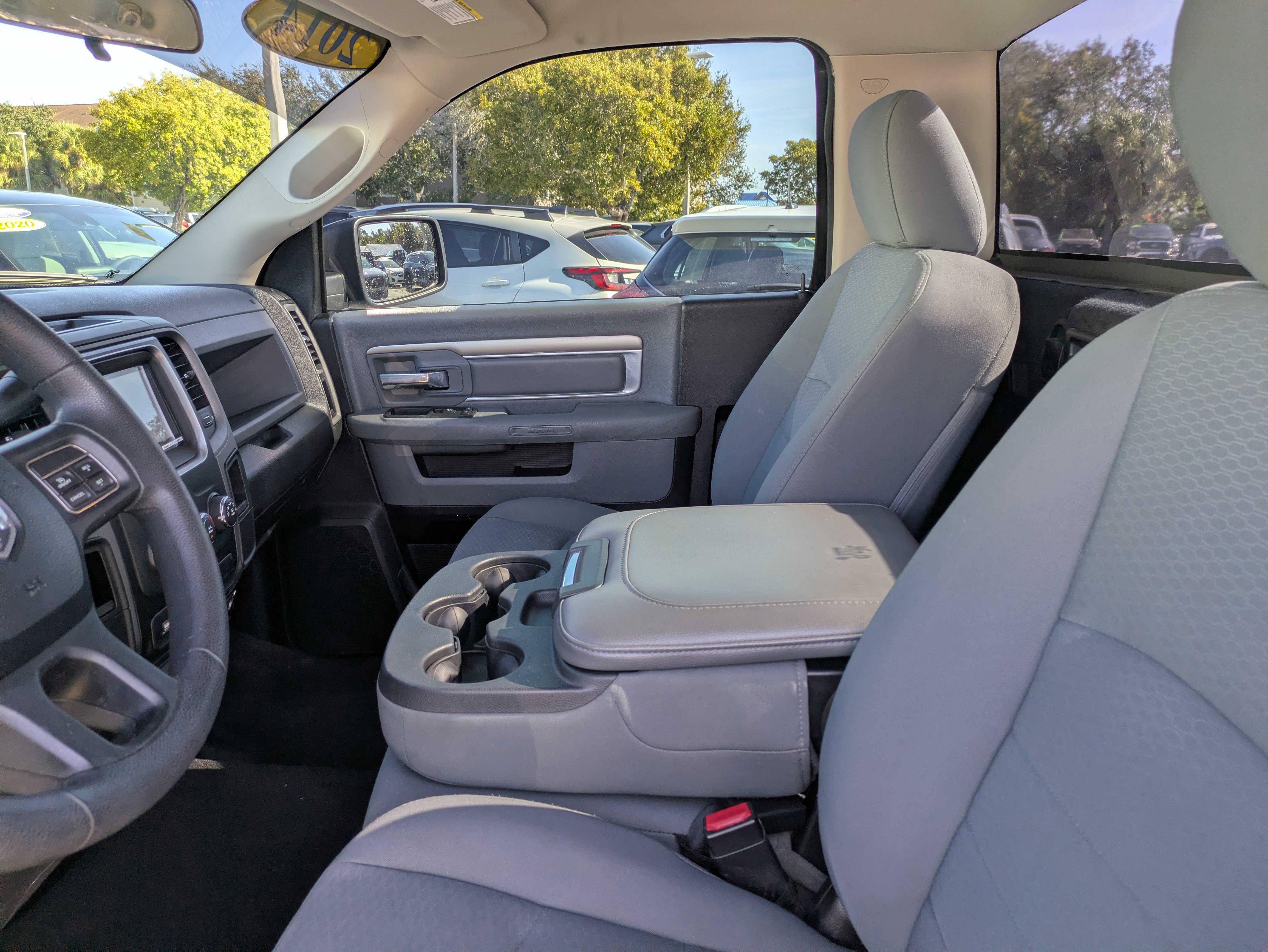 Used 2014 RAM 1500 Express image 18