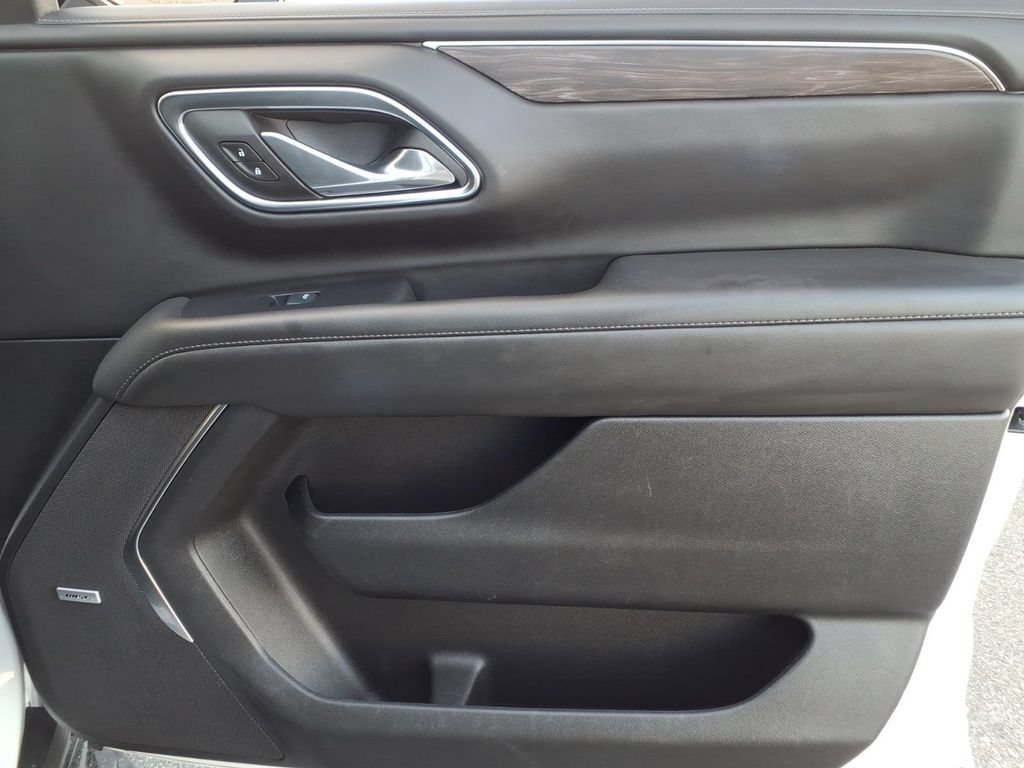 Used 2024 Chevrolet Tahoe LT RWD image 28