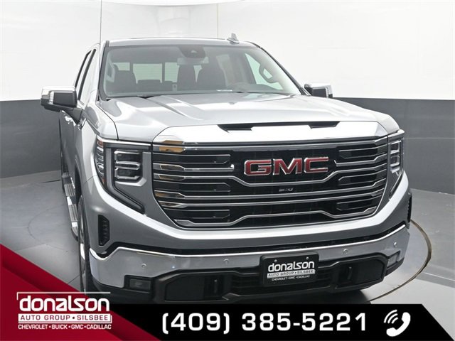 New 2026 GMC Sierra 1500 SLT image 3