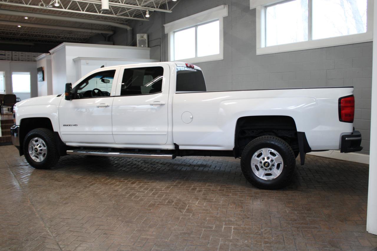 Used 2015 Chevrolet Silverado 2500 LT w/ LT Convenience Package image 5