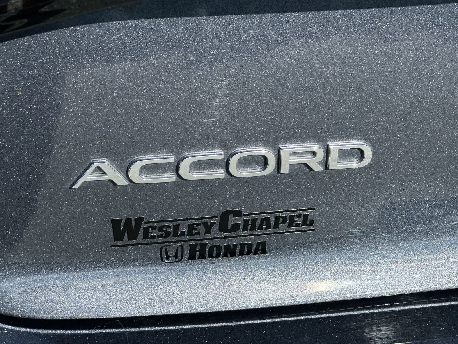 Used 2023 Honda Accord Touring image 11
