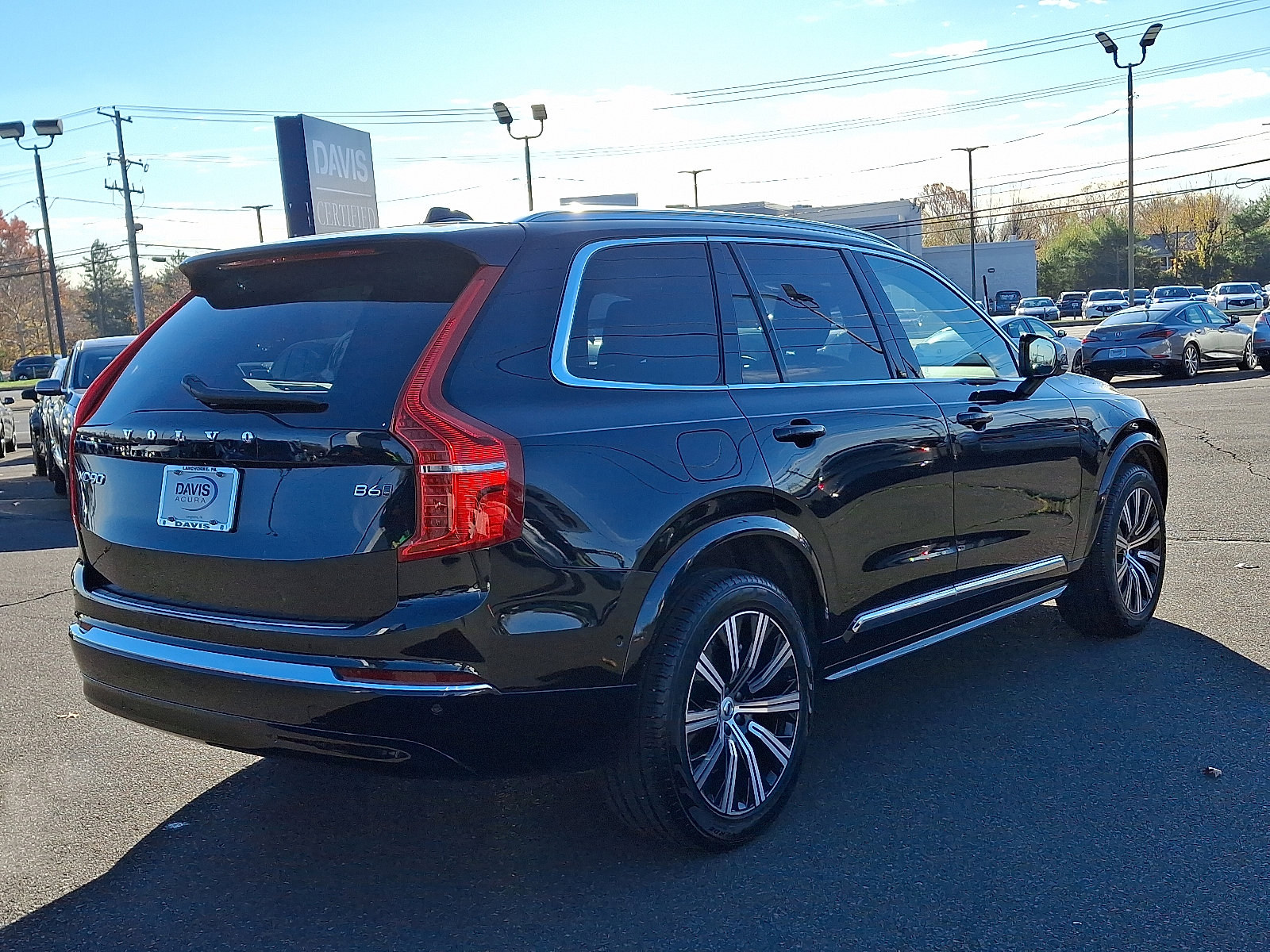 Used 2024 Volvo XC90 B6 Plus w/ Protection Package Premier image 4