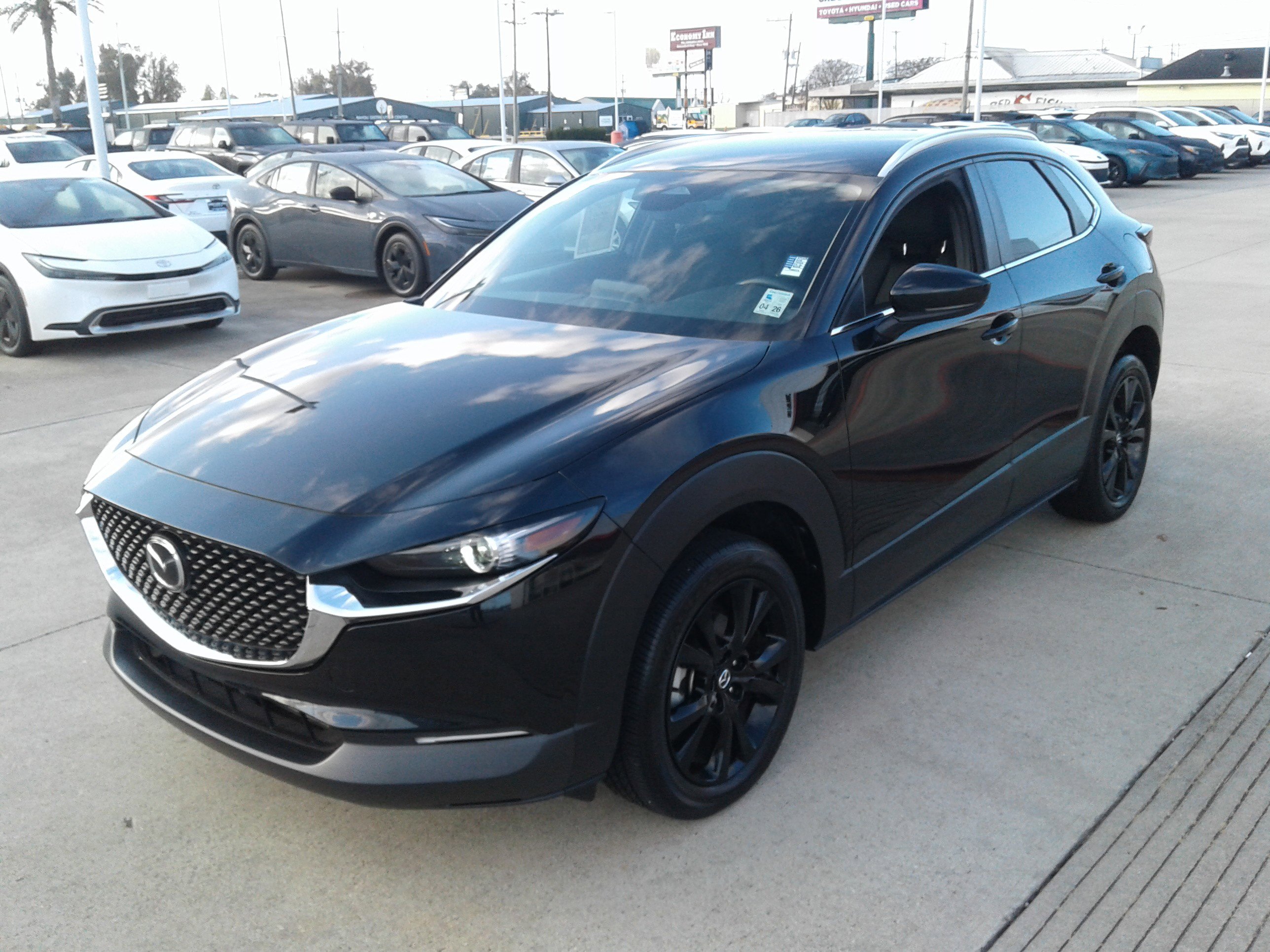 Used 2024 MAZDA CX-30 AWD 2.5 S w/ Select Sport Pkg image 3