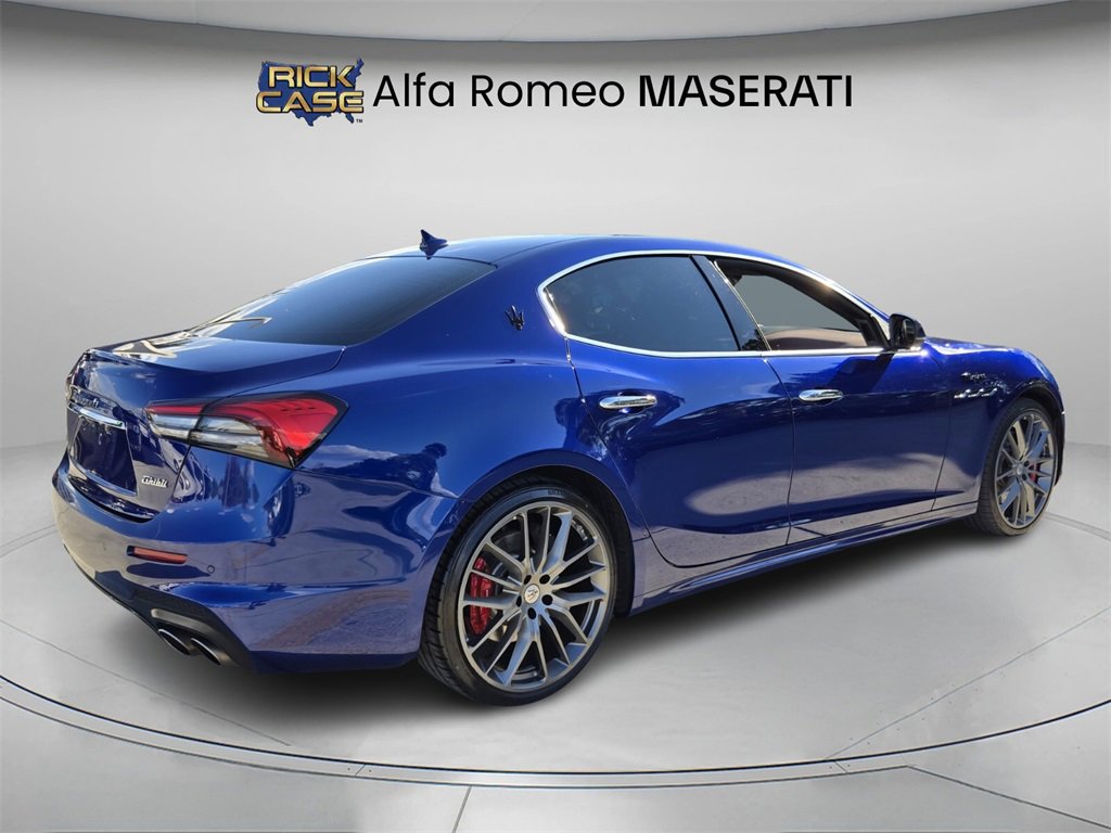 Used 2022 Maserati Ghibli Modena Q4 image 6