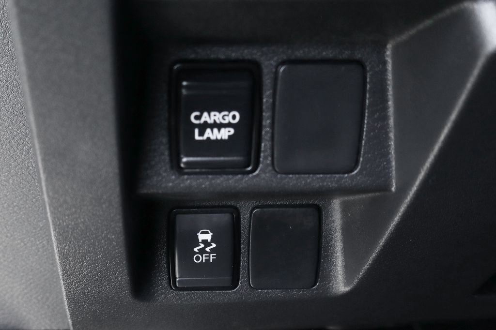 Used 2025 Nissan Frontier S RWD image 22