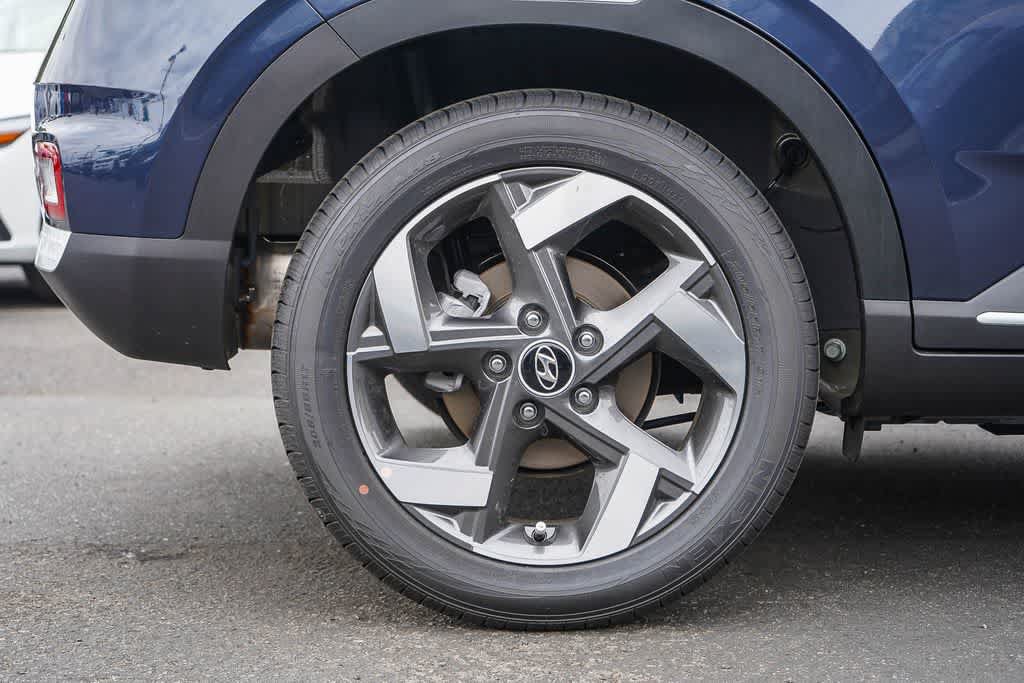 New 2026 Hyundai Venue SEL FWD image 8