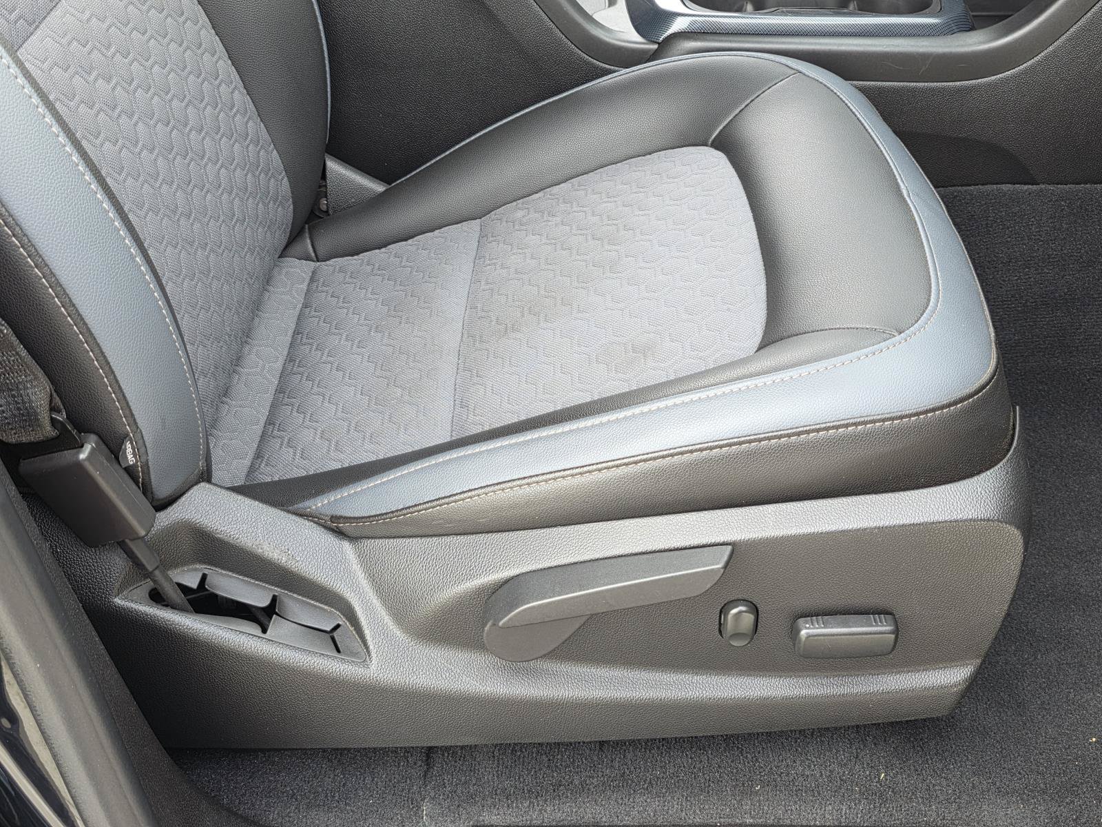 Used 2019 Chevrolet Colorado Z71 RWD image 18