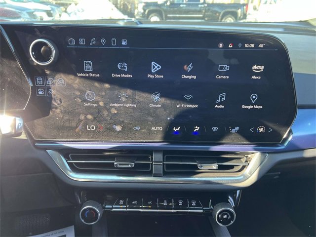 Used 2025 Chevrolet Equinox EV LT w/ Convenience Package image 24